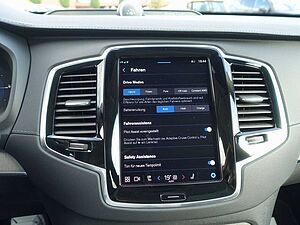 Volvo  Ultra Dark T8 AWD Plug-in Hybrid PANO/B&W