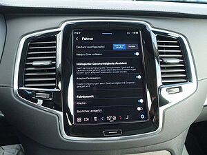 Volvo  Ultra Dark T8 AWD Plug-in Hybrid PANO/B&W