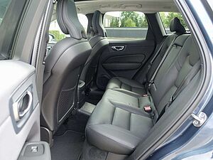 Volvo  Plus Dark T6 AWD Plug-in Hybrid 360°/BLIS