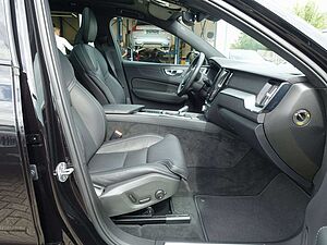 Volvo  Black Edition Plus T8 AWD/HeadUp/360°Cam