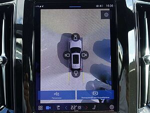 Volvo  B4 Plus Dark PANORAMA/360°KAM/STANDHEIZUNG