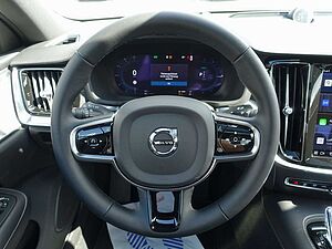 Volvo  Recharge Ultimate Dark T8 AWD 360°/B&W/HUD
