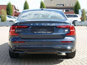 Volvo  Recharge Ultimate Dark T8 AWD 360°/B&W/HUD