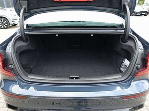 Volvo  Recharge Ultimate T8 AWD/B&W/360°/Head-UP
