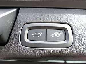 Volvo  Black Edition Plus T8 AWD/FourC/AHK/BLIS