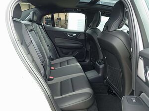 Volvo  Recharge Ultimate Dark T8 AWD HUD/B&W/PANO