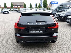 Volvo  R-Design B4/HeadUP/360°/AHK/StndHZ/BLIS