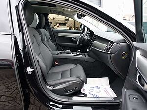 Volvo  Cross Country B4 AWD Plus/AHK/H&K/Pano/BLIS