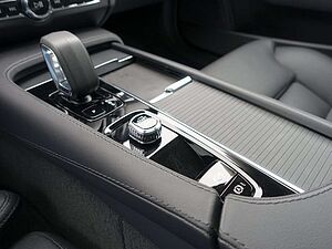 Volvo  Cross Country B4 AWD Plus/AHK/H&K/Pano/BLIS