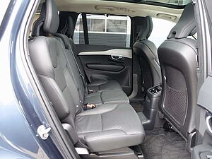 Volvo  Ultra T8 AWD/FourC/360°/H&K/Pano/Head-Up
