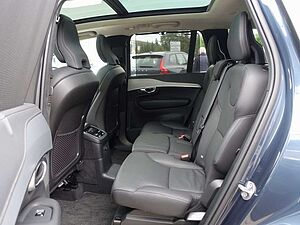 Volvo  Ultra T8 AWD/FourC/360°/H&K/Pano/Head-Up