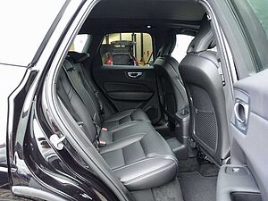Volvo  Black Edition Ultra T8 AWD/Massage/Pano/CAM