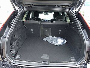 Volvo  Black Edition Ultra T8 AWD/Massage/Pano/CAM