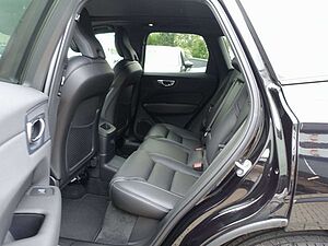 Volvo  Black Edition Ultra T8 AWD/Massage/Pano/CAM