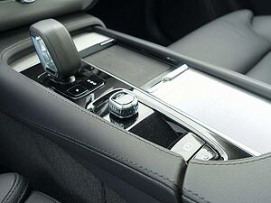Volvo  T8 AWD Dark Ultra/FourC/AHK/Pano/H&K/HeadUp