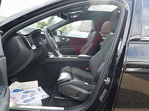 Volvo  Black Edition Ultra T8 AWD/FourC/AHK/Pano