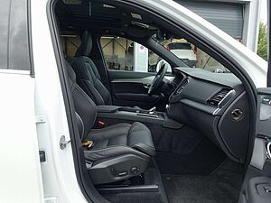 Volvo  Plus T8 AWD/FourC/AHK/PANO/360°/HeadUP/B&W