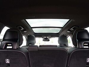 Volvo  Plus T8 AWD/FourC/AHK/PANO/360°/HeadUP/B&W