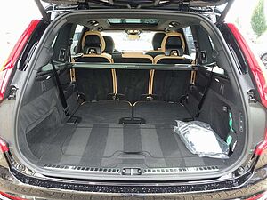 Volvo  Ultra Dark T8 AWD/FourC/AHK/B&W/Pano/HeadUp