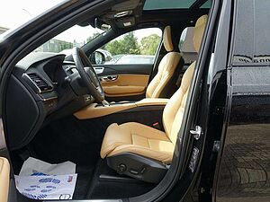 Volvo  Ultra Dark T8 AWD/FourC/AHK/B&W/Pano/HeadUp
