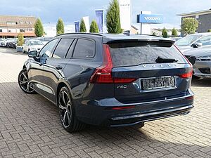 Volvo  Ultra Dark T6 AWD Plug-in Hybrid PANO/HUD