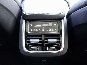 Volvo  Plus Dark T8 AWD Hybrid/AHK/360°Cam