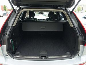 Volvo  Ultra B5 AWD Dark/Massage/B&W/360°/Pano