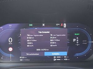 Volvo  Ultra Dark T8 AWD/ 22'/B&W/FourC/Massage