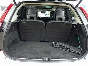 Volvo  T8 AWD Plus Dark Pano/360°/Luft/AHK/22'/LED