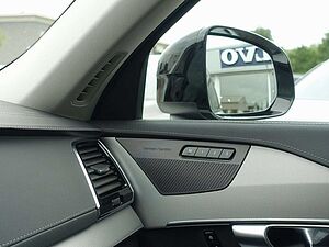 Volvo  T8 AWD Plus Dark Pano/360°/Luft/AHK/22'/LED