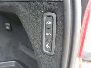 Volvo  Ultra Dark T8 AWD/Massage/360°/FourC/AHK