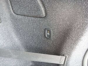 Volvo  D4 AWD R-Design Kamera/H&K/Standheiz. /AHK