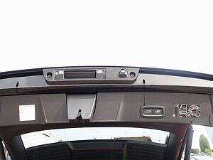 Volvo  D4 AWD R-Design Kamera/H&K/Standheiz. /AHK