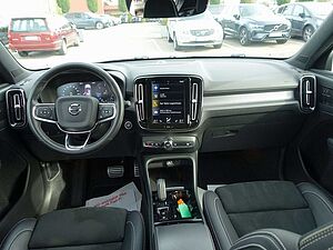 Volvo  D4 AWD R-Design Kamera/H&K/Standheiz. /AHK
