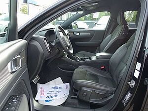 Volvo  D4 AWD R-Design Kamera/H&K/Standheiz. /AHK