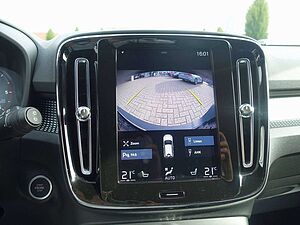 Volvo  D4 AWD R-Design Kamera/H&K/Standheiz. /AHK