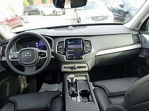 Volvo  T8 Plus Bright AWD HeadUp/Pano/B&W/AHK/Four