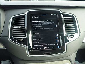 Volvo  T8 Plus Bright AWD HeadUp/Pano/B&W/AHK/Four