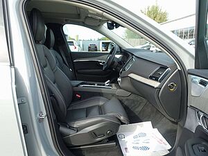 Volvo  T8 Plus Bright AWD HeadUp/Pano/B&W/AHK/Four