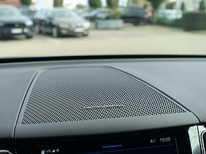 Volvo  T6 AWD Plus Bright HEICO-Umbau/Pano/BLIS