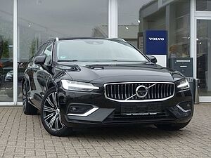 Volvo  B4 Mild-Hybrid Benzin Inscription/AHK/Pano