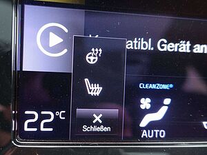 Volvo  B4 Mild-Hybrid Benzin Inscription/AHK/Pano
