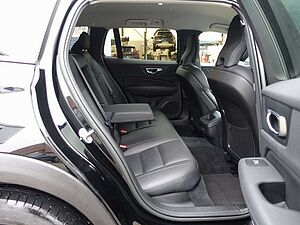 Volvo  V60 B4 Diesel Cross Country Plus/AHK/Kamera/BLIS