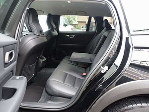 Volvo  V60 B4 Diesel Cross Country Plus/AHK/Kamera/BLIS