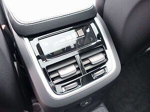 Volvo  Plus, T8 AWD Plug-in Hybrid/360°/HeadUP/BLS