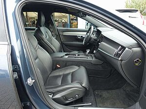 Volvo  V 90 D4 Inscription/360°Cam/BLIS/Massage/AHK/LED
