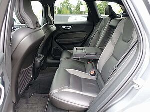 Volvo  D4 DPF 2WD R Design Kamera/BLIS/Harman