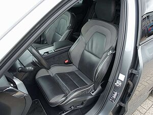 Volvo  D4 DPF 2WD R Design Kamera/BLIS/Harman