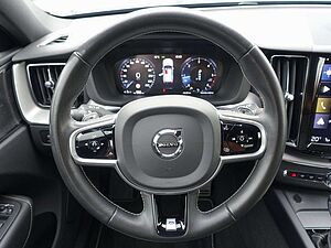 Volvo  D4 DPF 2WD R Design Kamera/BLIS/Harman