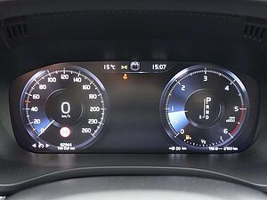 Volvo  D4 DPF 2WD R Design Kamera/BLIS/Harman
